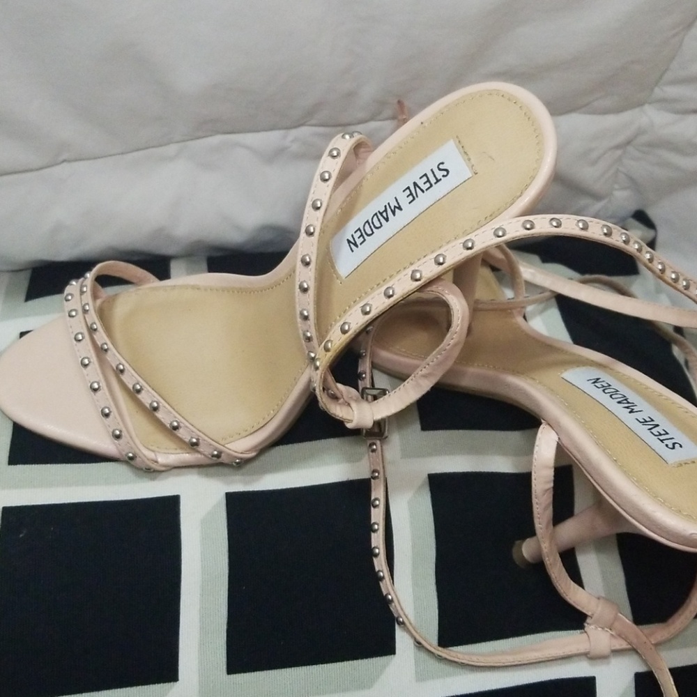 Strappy steve madden heels